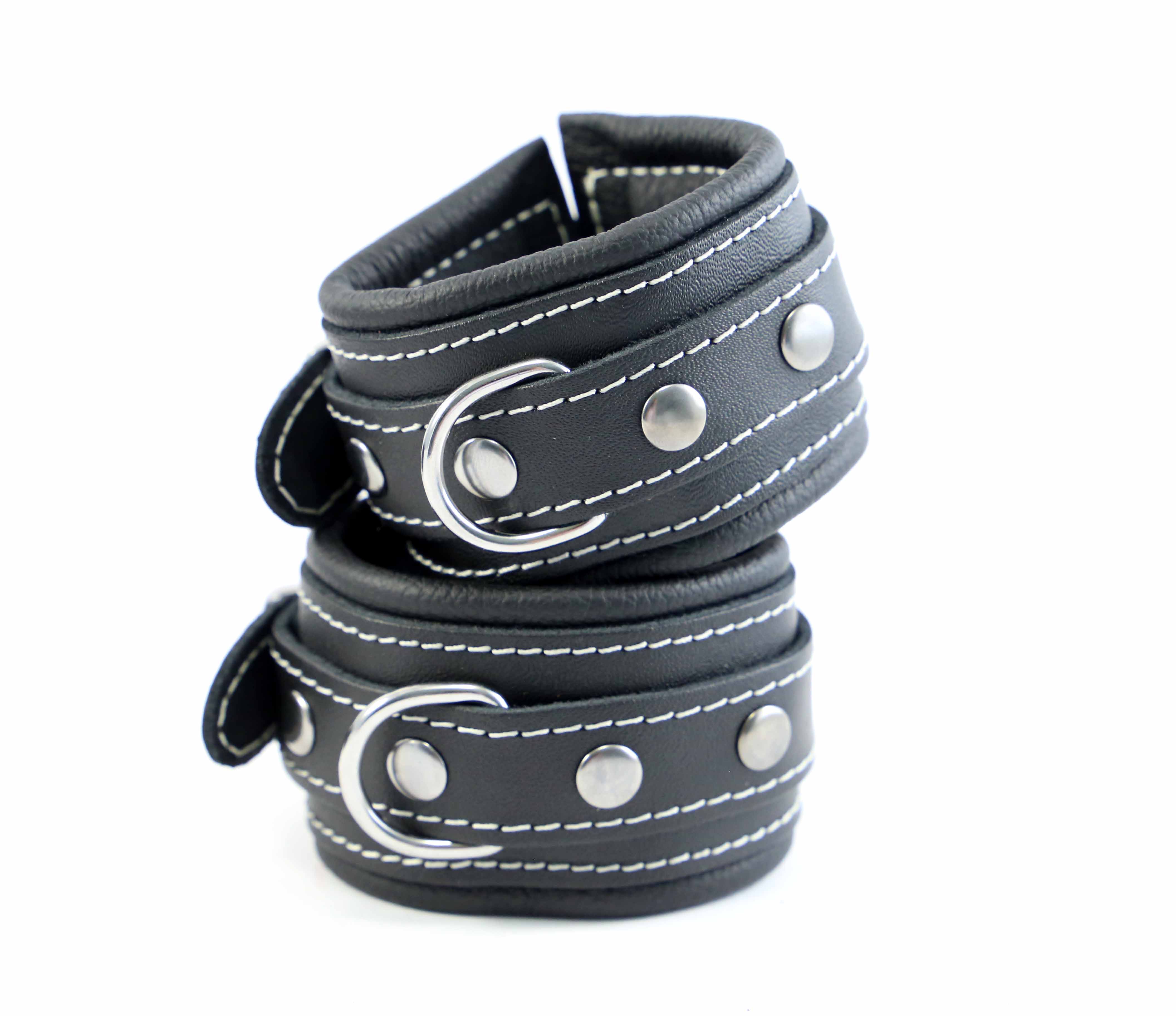 Handfesseln Leder "Painted Black"